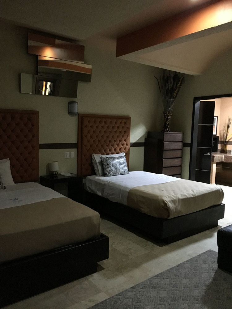 קוארנבאקאבה Villas Y Suites Paraiso Del Sur מראה חיצוני תמונה